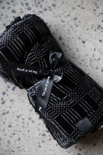 Rut fleecepeitto 130x170 cm - Musta - Sagaform