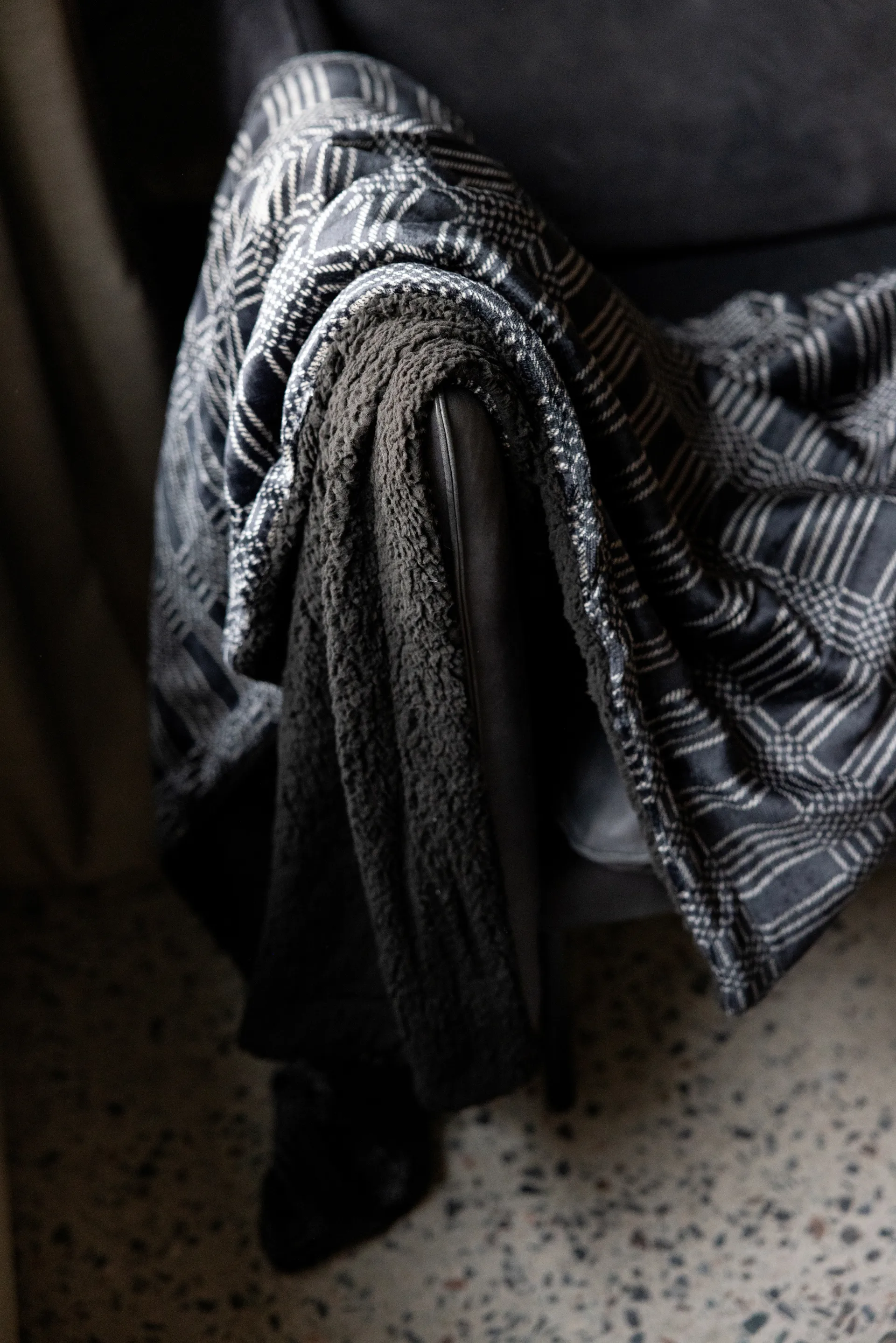 Rut fleecepeitto 130x170 cm, Musta Sagaform