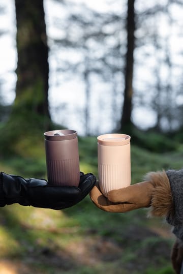 Tova autokuppi termosmuki 32 cl - Ruskea Pantone - Sagaform