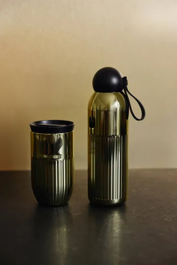 Tova automuki termosmuki 32 cl - Kulta kromi - Sagaform