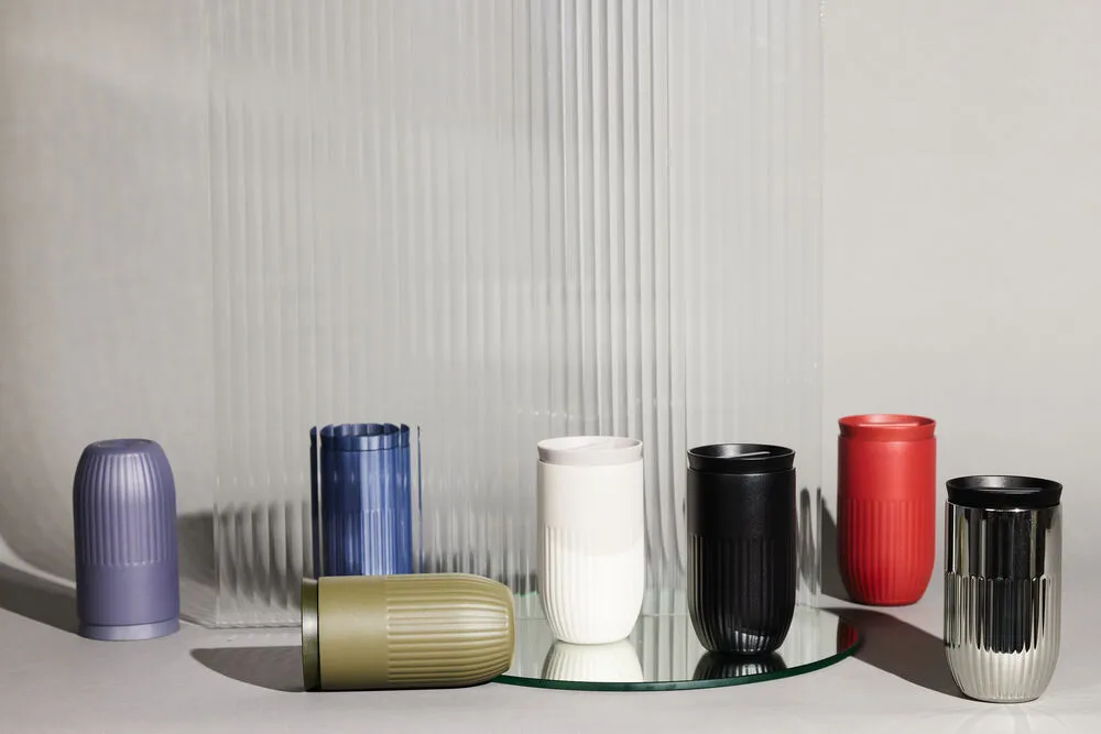 Tova automuki termosmuki 32 cl, Musta Sagaform