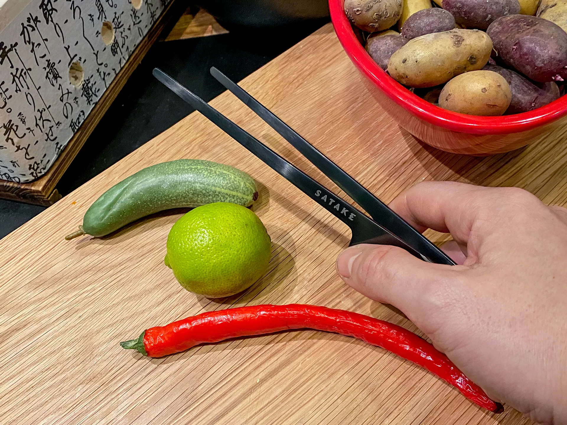 Satake Hibachi -keittiöpihdit, Ruostumaton teräs Satake