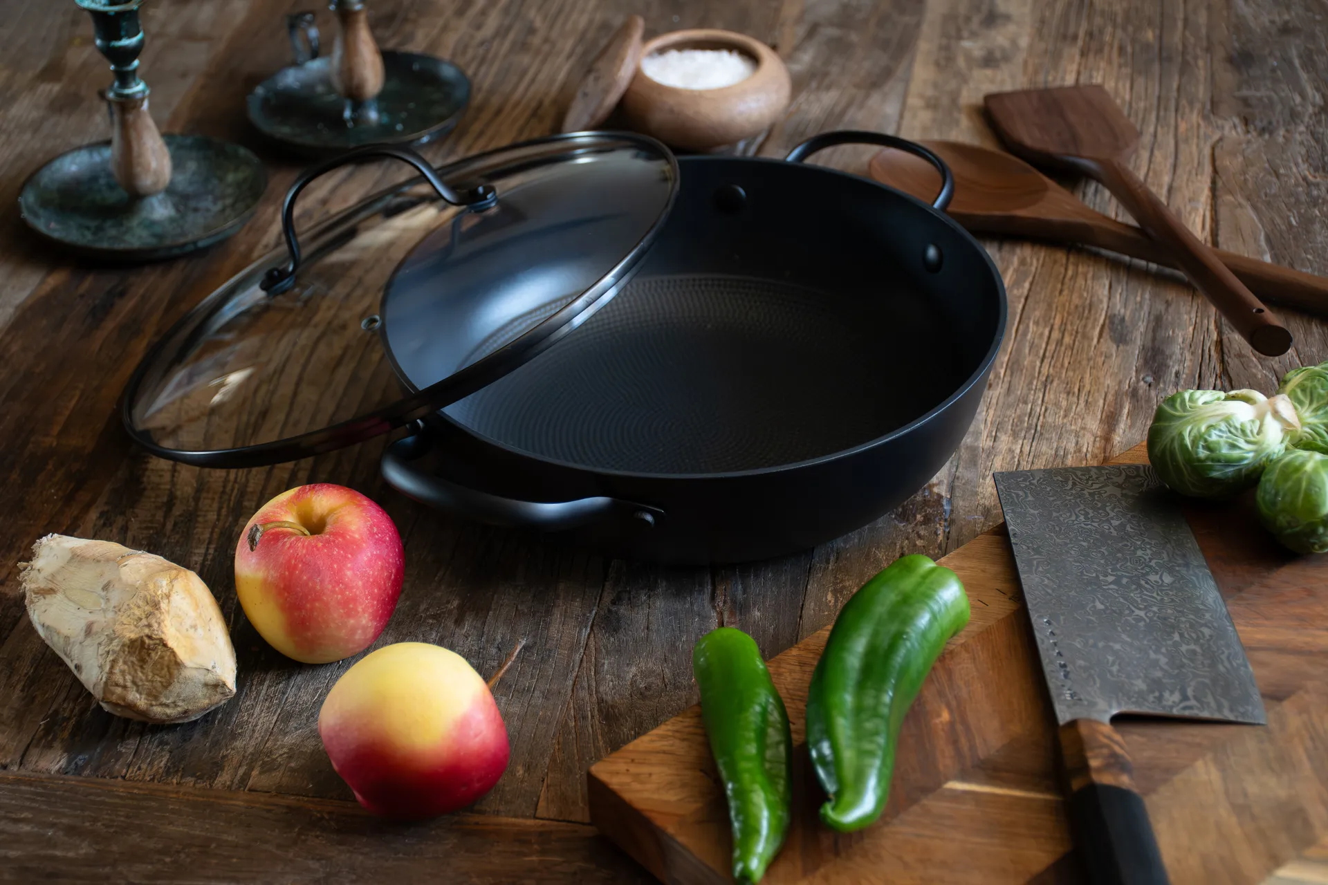 Satake kevytvalurautainen kattila lasikannella, 26 cm Satake