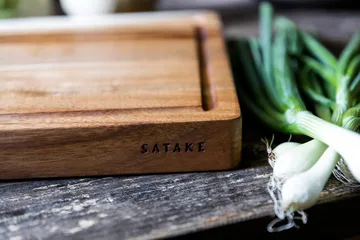 Satake leikkuulauta - Akaasia, öljytty, 43,2x27,9x3,8 cm - Satake