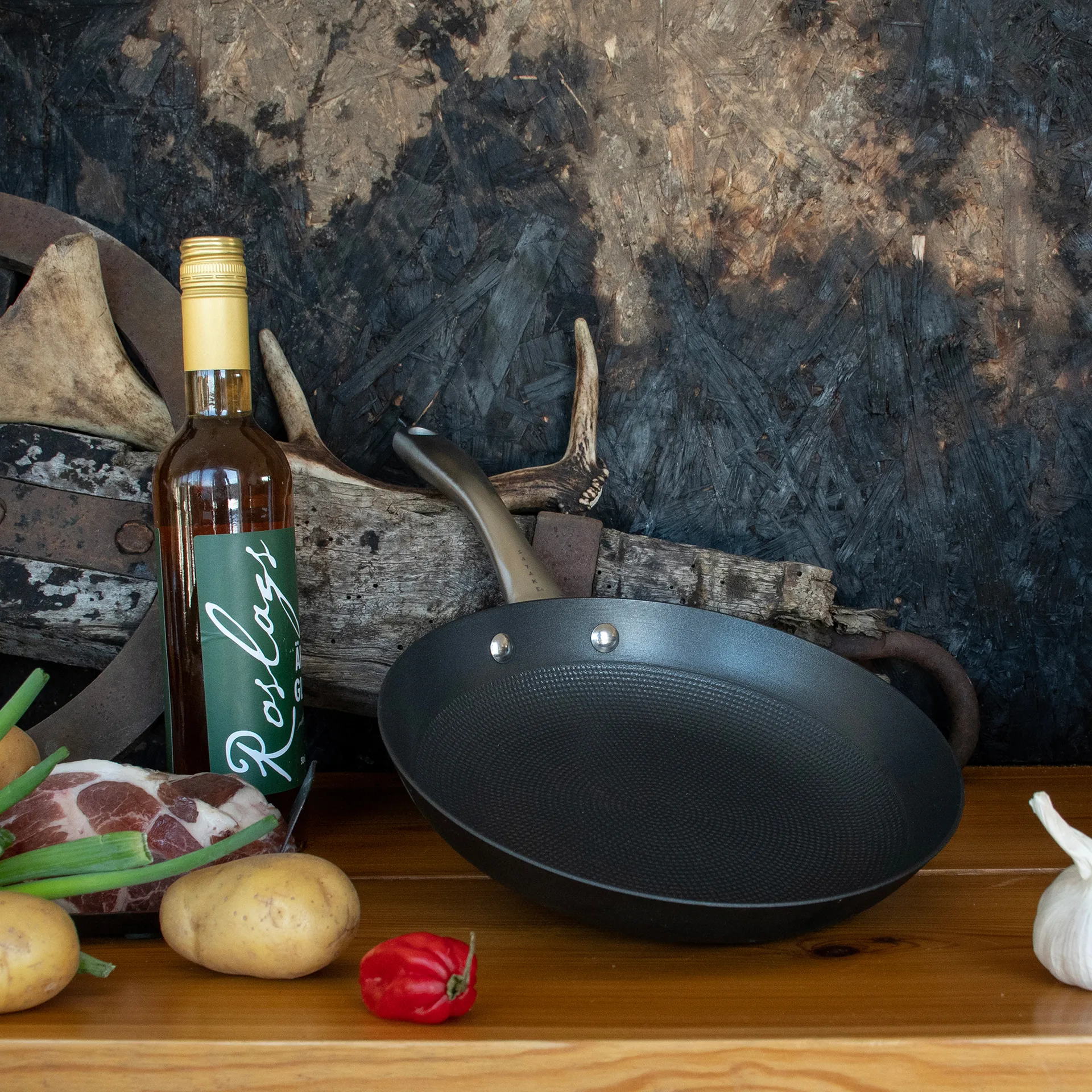 Satake paistinpannu, kevyt valurauta non stick, 26 cm Satake