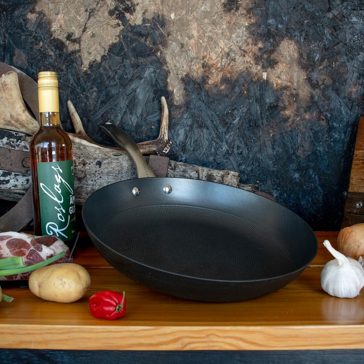 Satake paistinpannu, kevyt valurauta non stick, 30 cm Satake