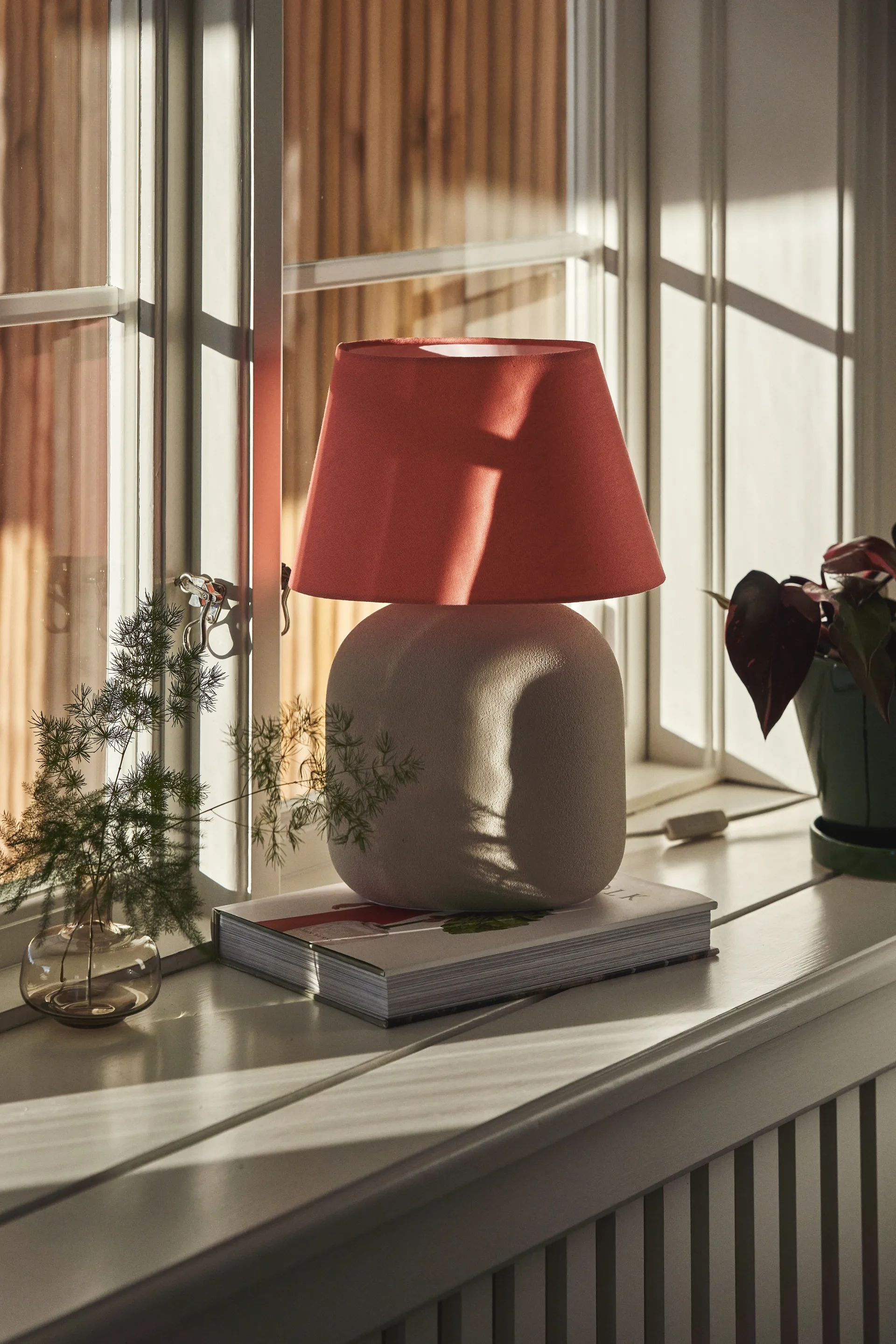 Boulder ikkunavalaisin grey-peach Scandi Living