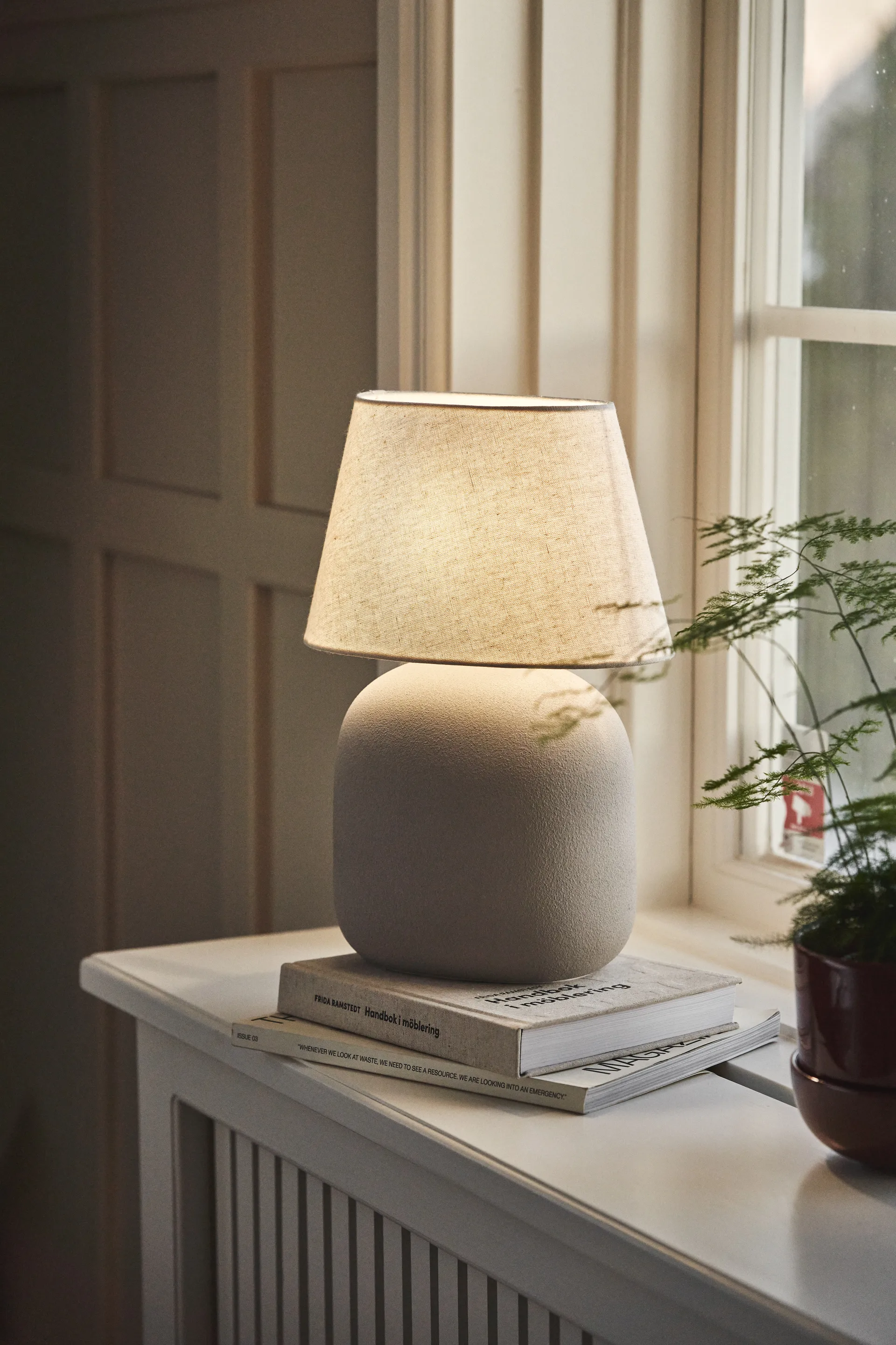 Boulder ikkunavalaisin grey-white Scandi Living