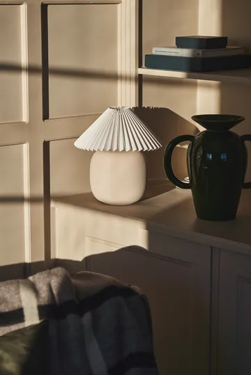 Boulder pöytävalaisin 29 cm beige-pleated white - Scandi Living