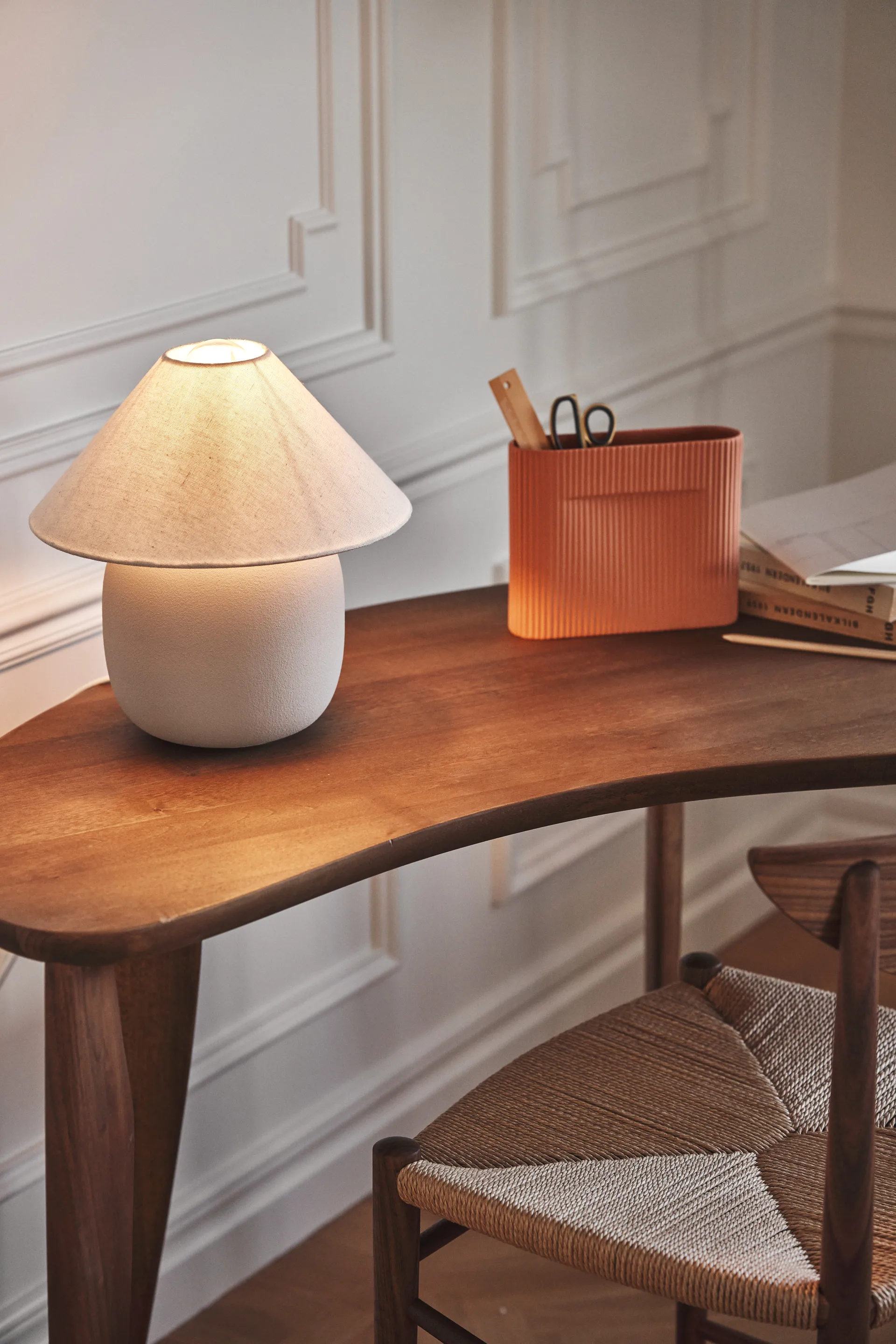 Boulder pöytävalaisin 29 cm beige-white Scandi Living