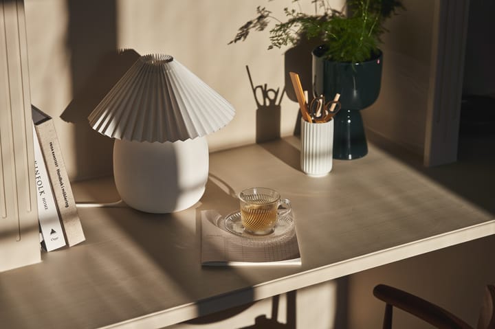 Boulder pöytävalaisin 29 cm white-pleated white Scandi Living