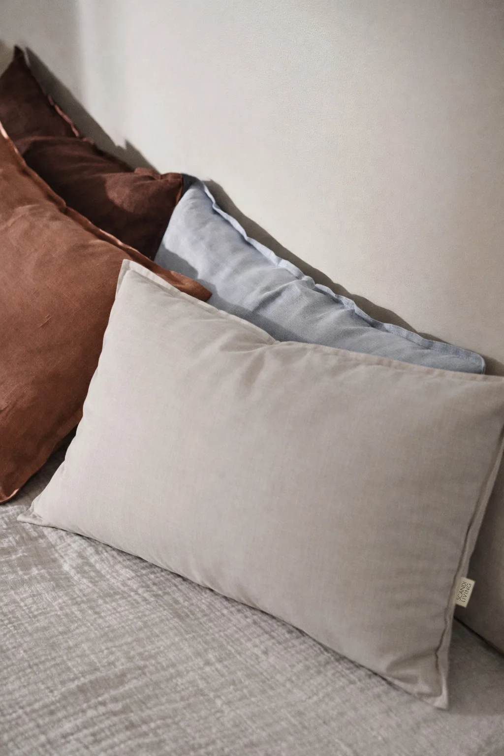 Calm tyynynpäällinen pellava 40 x 60 cm, Greige Scandi Living