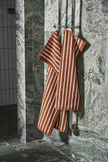 Drift pyyhe 30x50 cm - Ruskea-valkoinen - Scandi Living