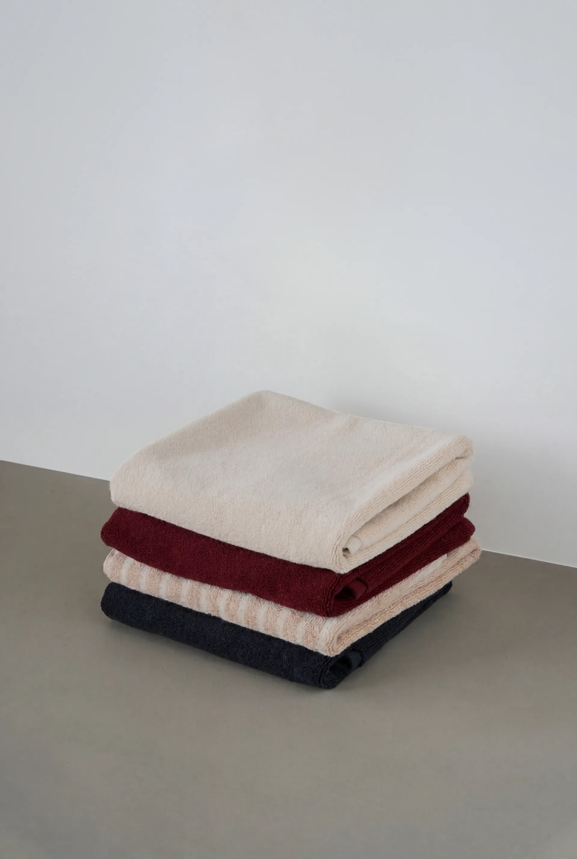 Drift pyyhe 50x70 cm, Musta Scandi Living