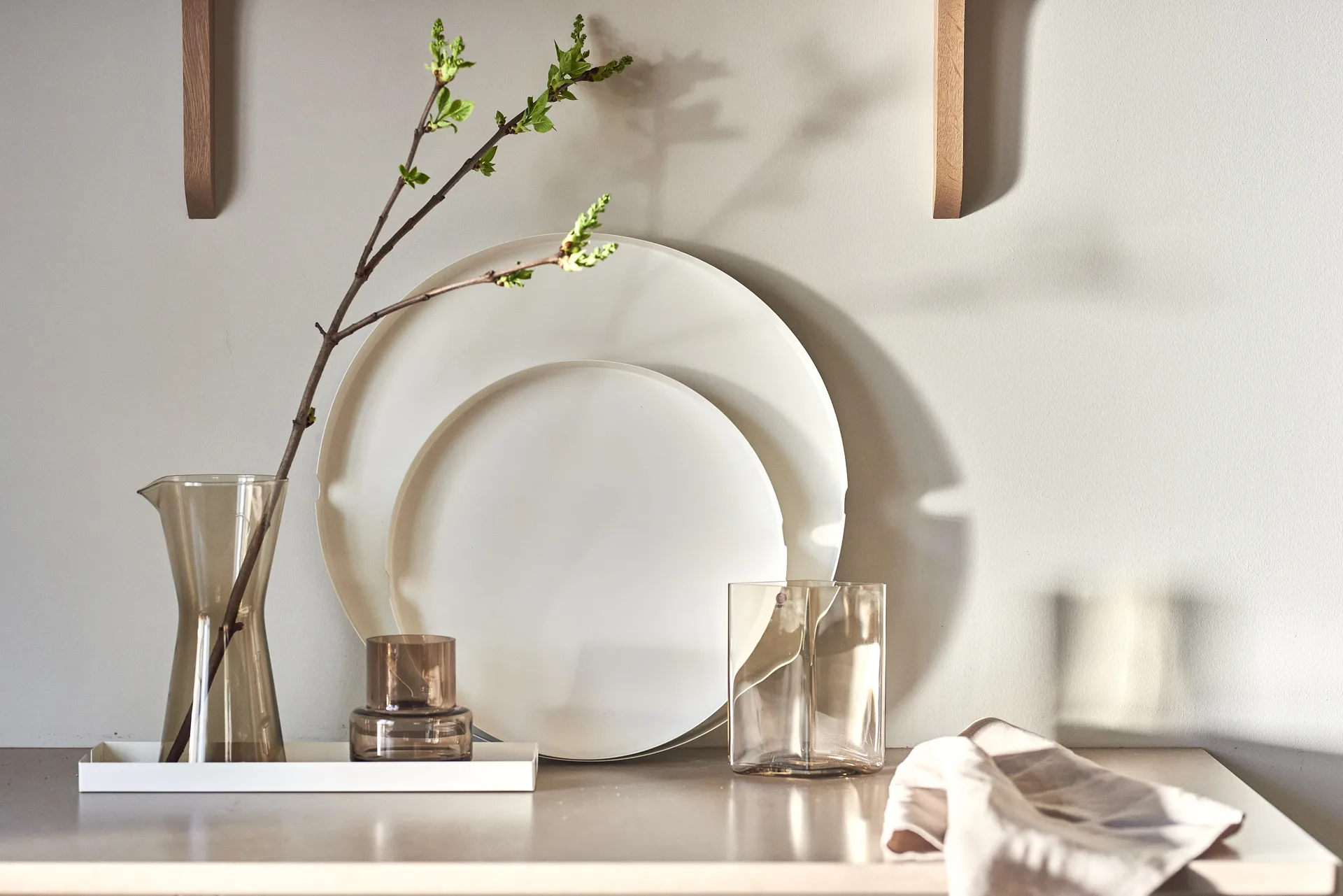 Edgy tarjotin Ø 30 cm, Valkoinen Scandi Living