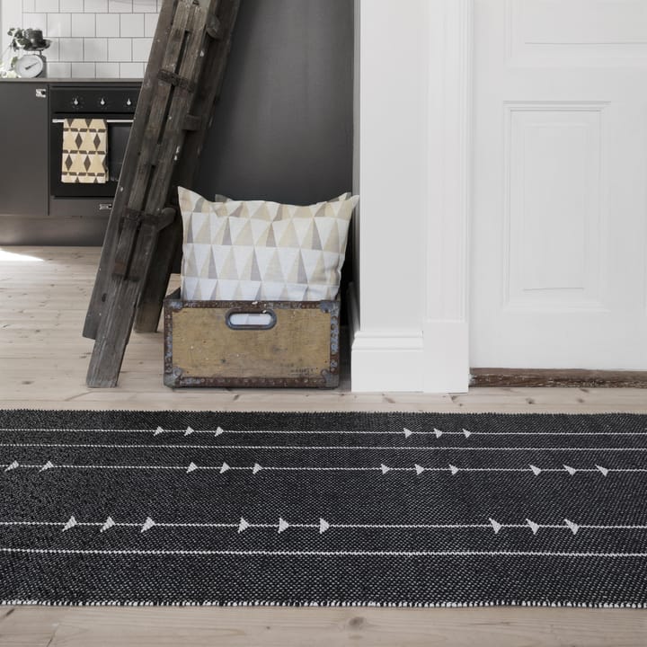 Fir matto nude-musta, 70x250 cm Scandi Living