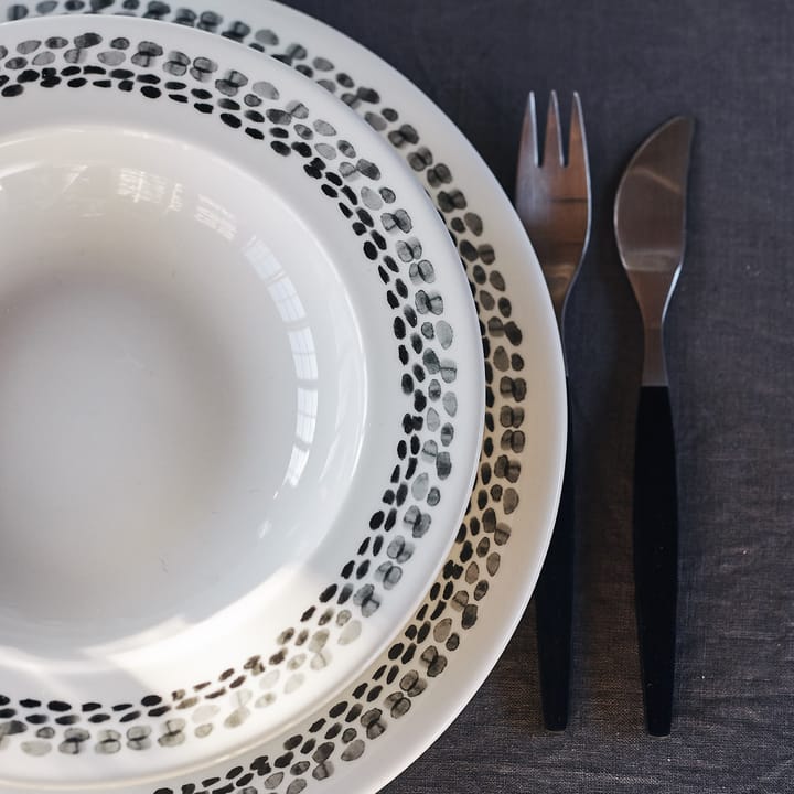 Klappersten-lautanen 28 cm 4-pack, musta ja valkoinen Scandi Living
