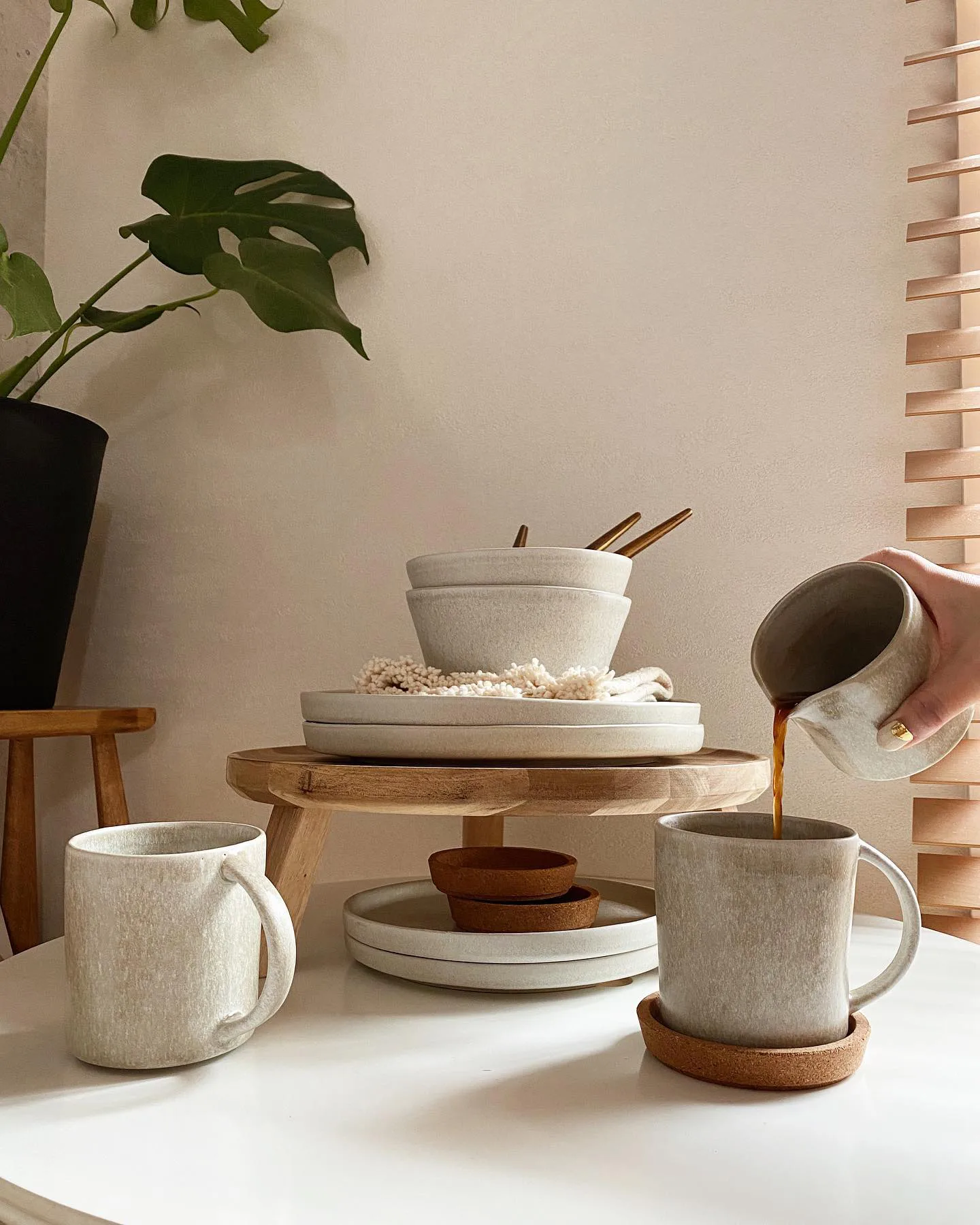 Sandsbro pastalautanen vaaleanharmaa, Ø23 cm, 8 kpl Scandi Living