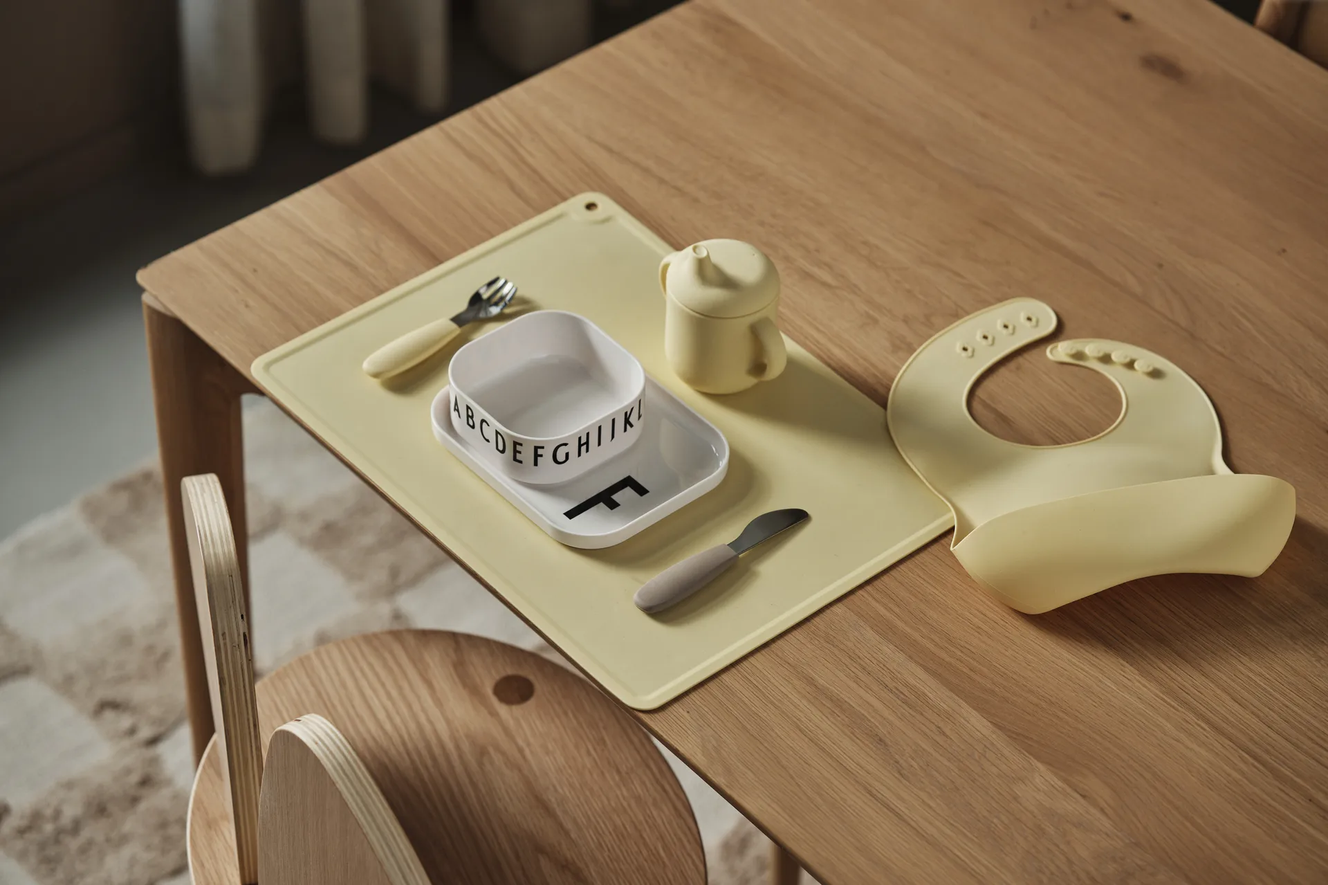 Silly ruokalappu silikoni 2 kpl, Blush-sitruuna Scandi Living