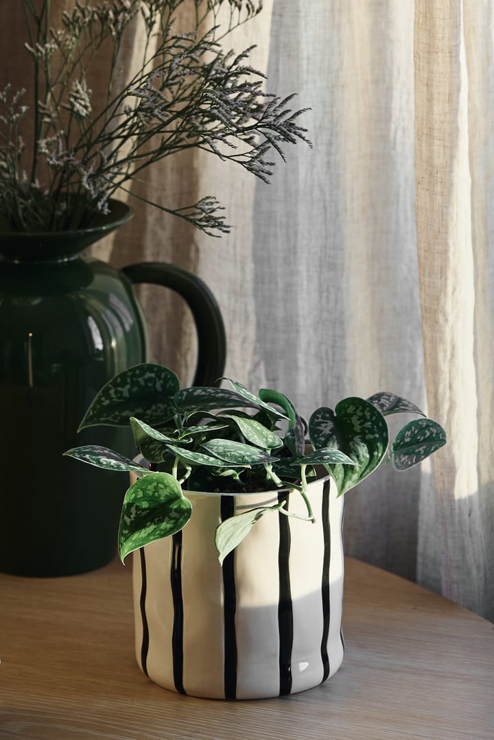Thrive ruukku Ø16 cm, Valkoinen-musta Scandi Living