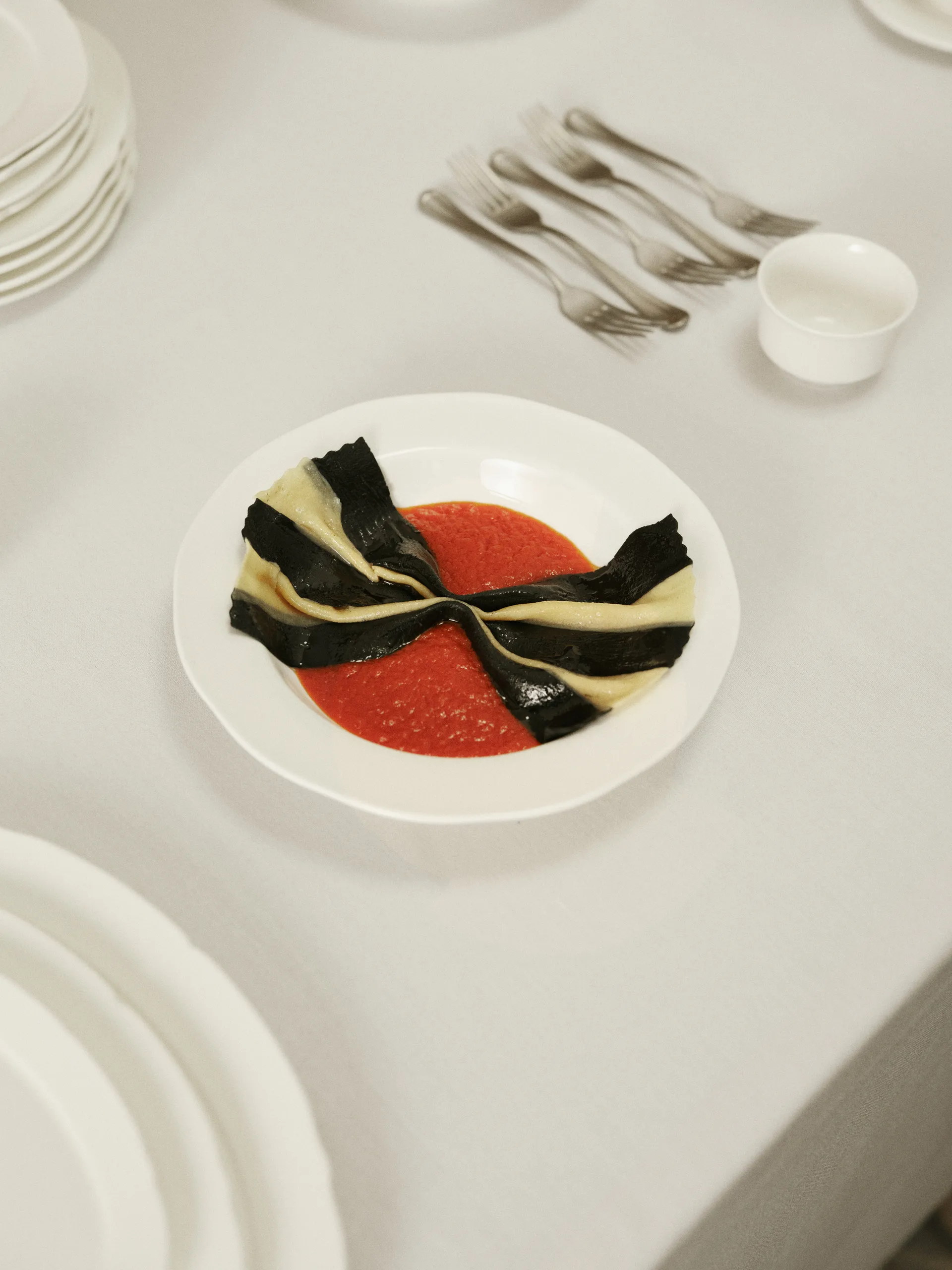 Silhouette syvä lautanen M Ø23,7 cm 4 kpl, White Serax