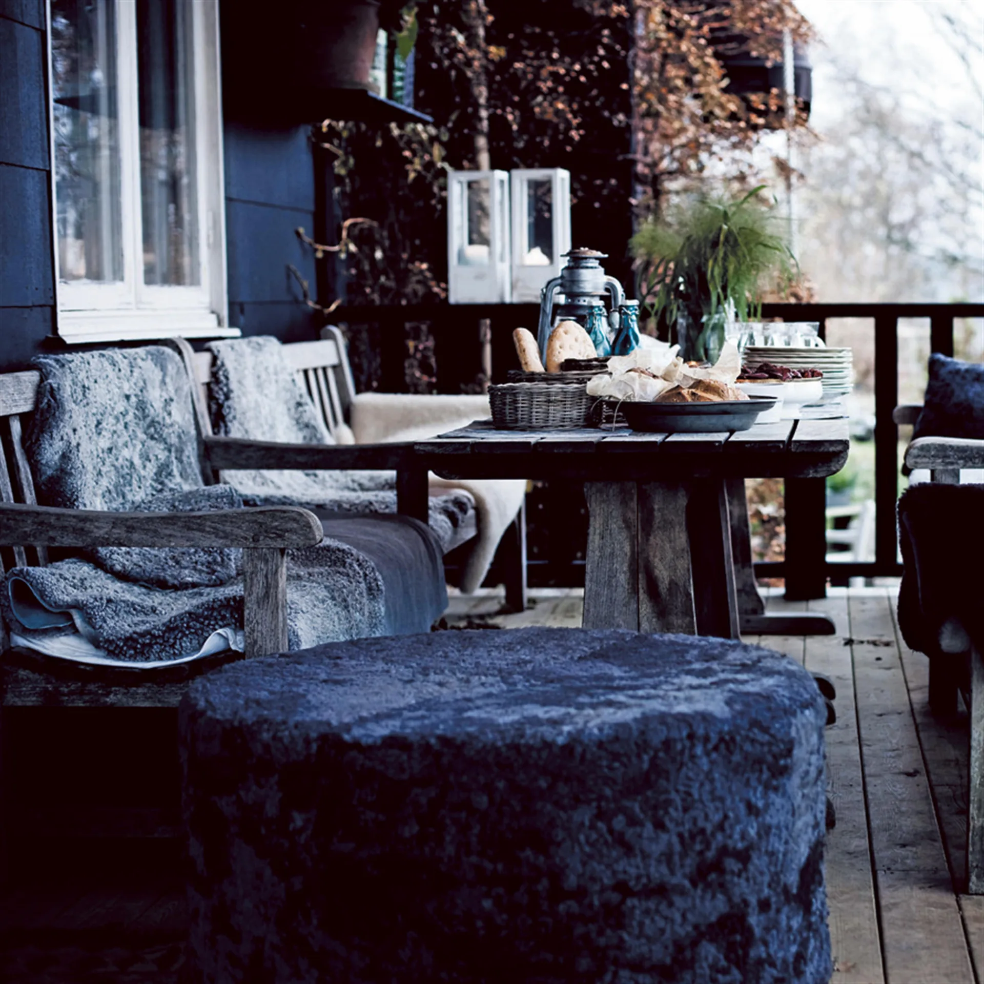 Shepherd lattiatyyny Frida, musta grafiitti Shepherd of Sweden