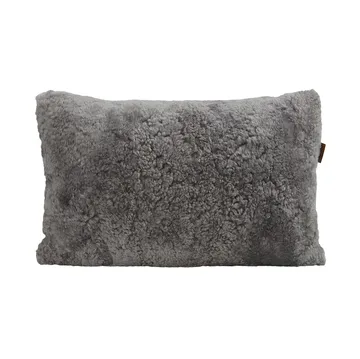 Shepherd Lina lampaannahkatyyny, 60 cm x 40 cm - graniitti - Shepherd of Sweden