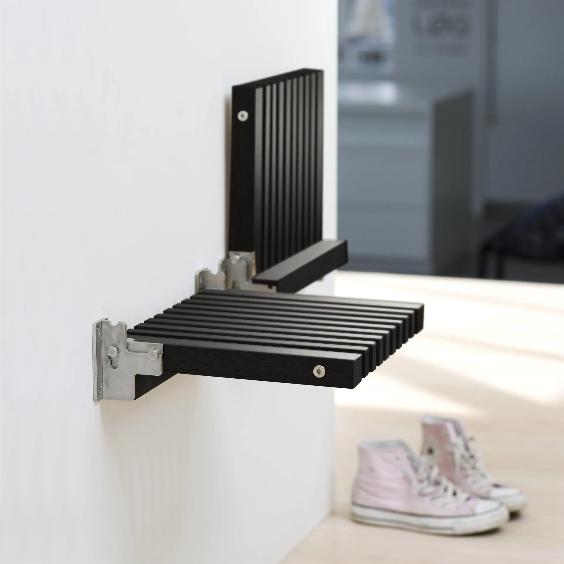 Cutter seinätuoli, mustaksi maalattu tammi Skagerak