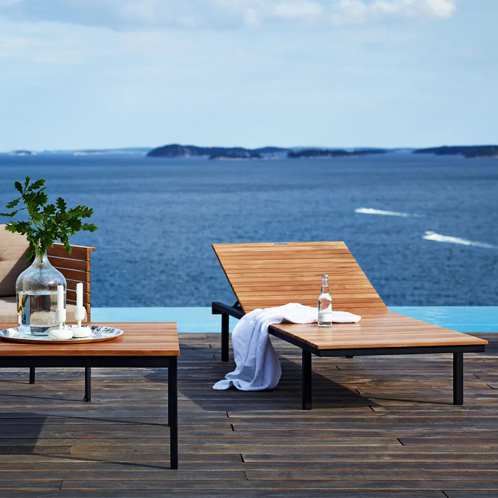 Häringe aurinkotuoli, Sunbrella Natté Nature Grey-tiikki-musta Skargaarden