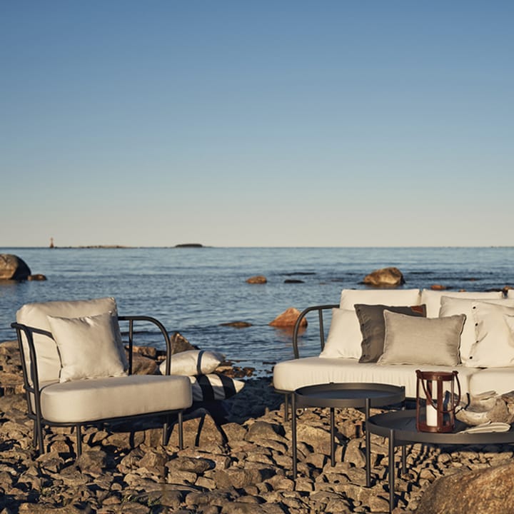 Saltö lounge-nojatuoli, Sunbrella silver grey, charcoal grey alumiinirunko Skargaarden