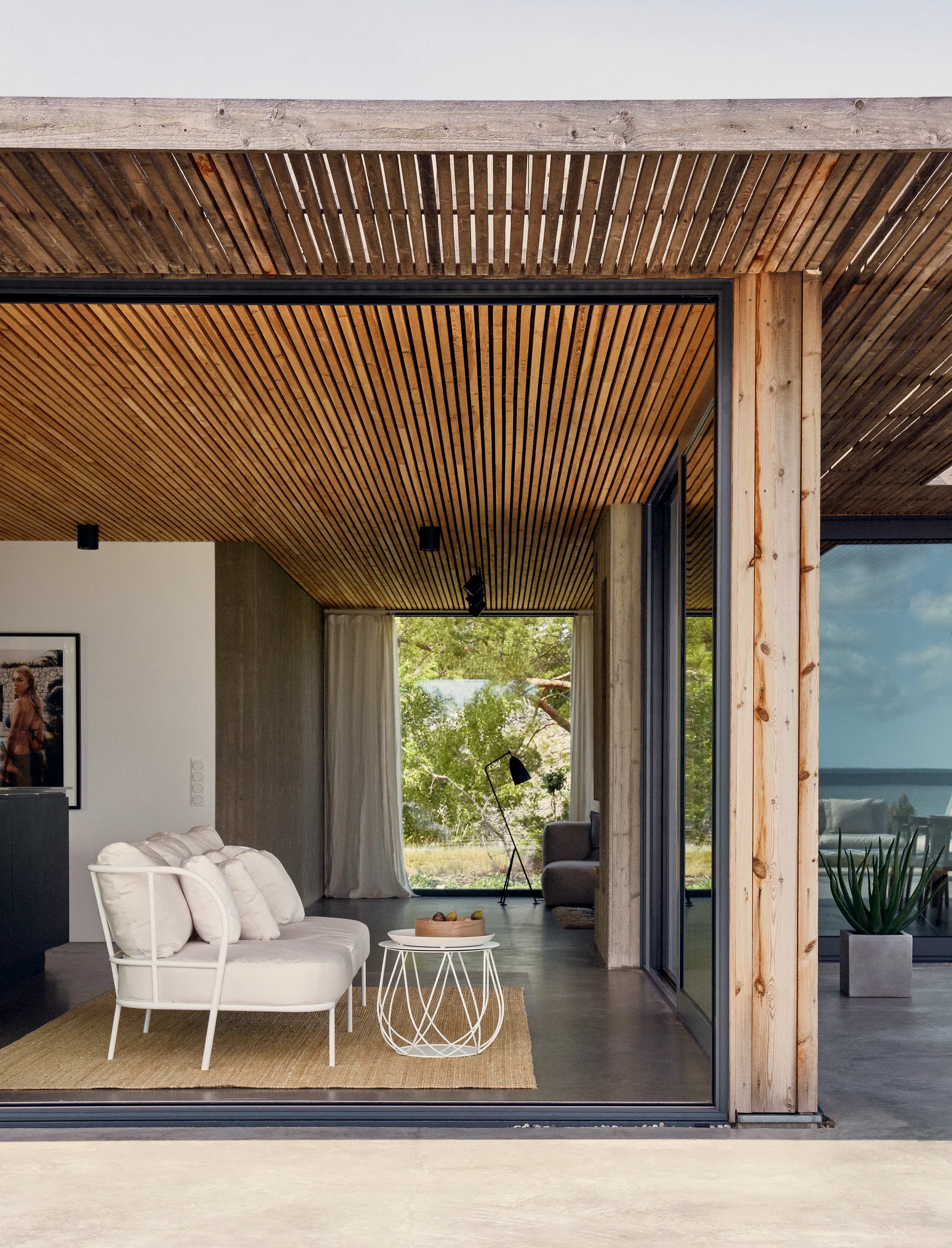 Saltö sohva, Sunbrella silver grey, charcoal grey alumiinirunko Skargaarden