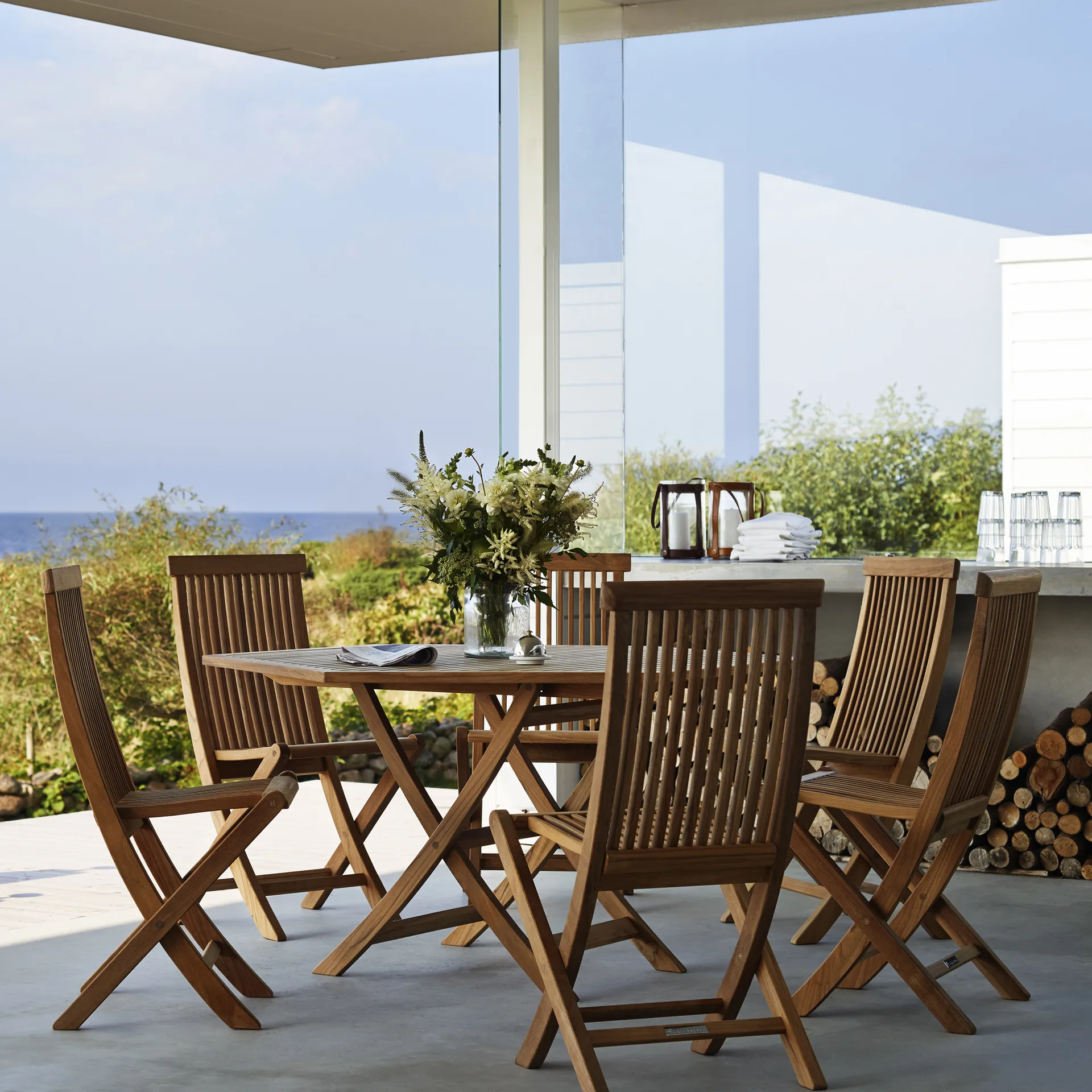 Viken pöytä, Tiikki, large Skargaarden