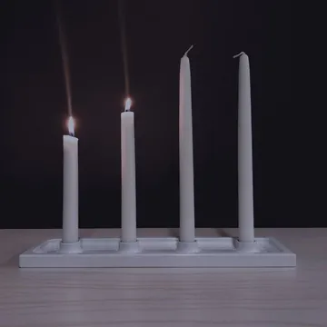 Crater adventtikynttelikkö - Valkoinen, 4 kpl kynttilää - SMD Design