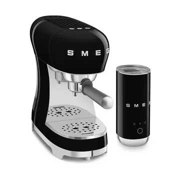 Smeg 50's Style espressokone maidonvaahdottimella - Musta - Smeg