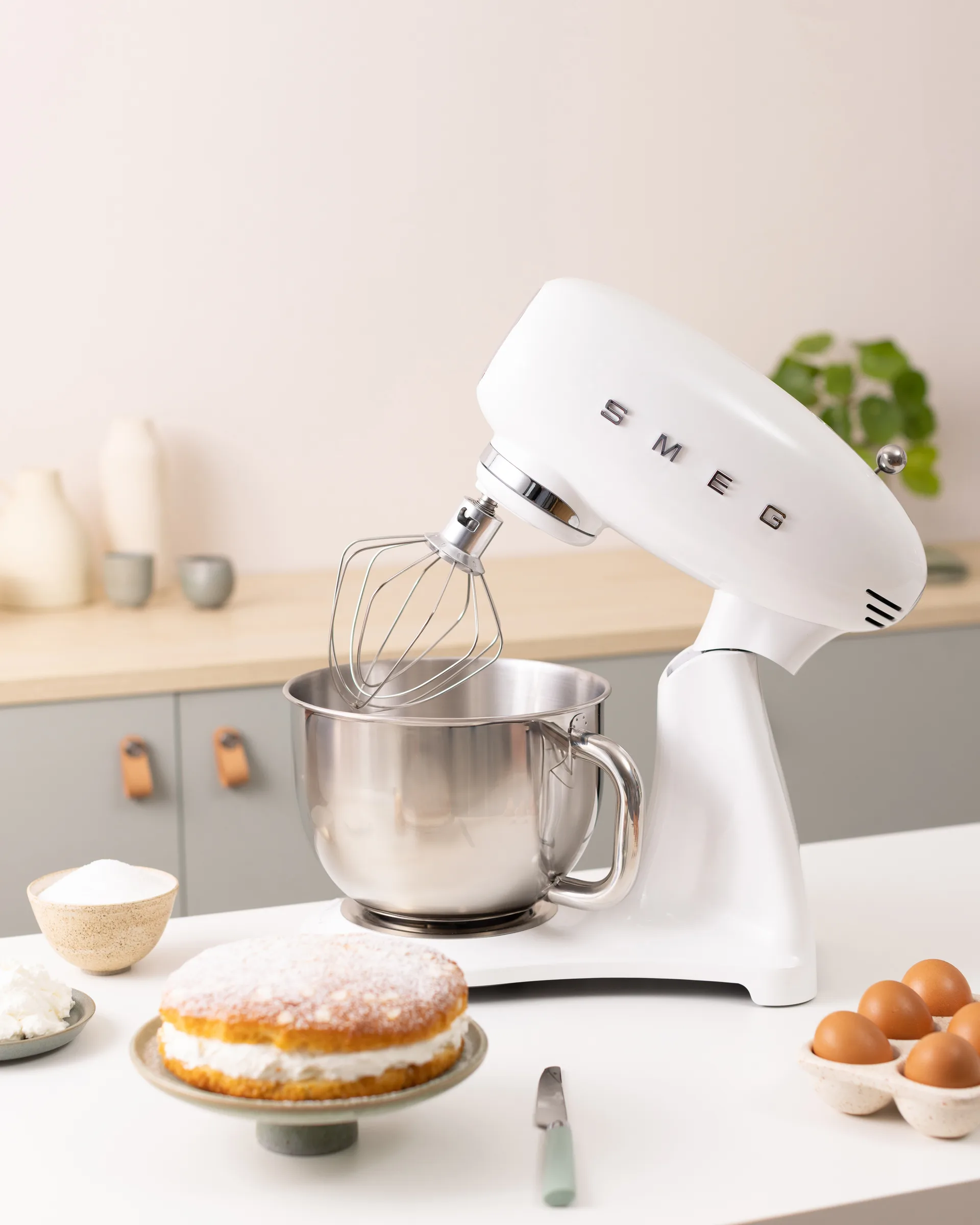 Smeg 50’s style keittiökone, Valkoinen, 1000 W, 4,8 l Smeg