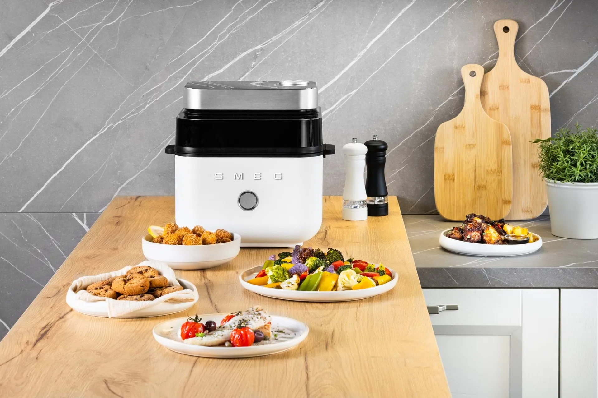 Smeg Air Fryer friteerauskeitin, Valkoinen matta Smeg