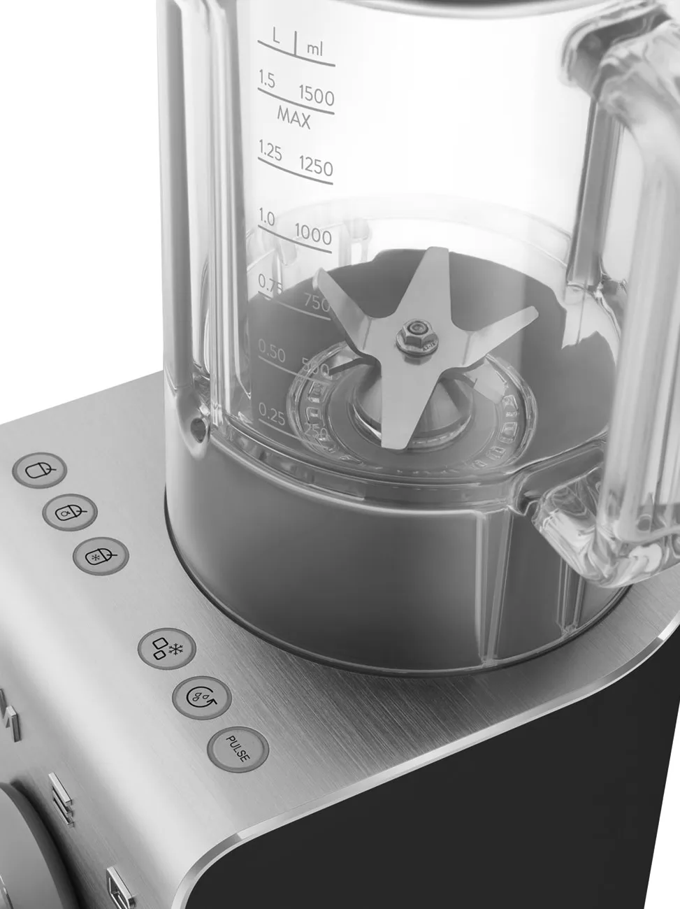 Smeg suorituskykyinen tehosekoitin BLC02, Musta Smeg