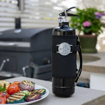 Solstickan jauhesammutin 1 kg, Outdoor edition - Musta - Solstickan Design