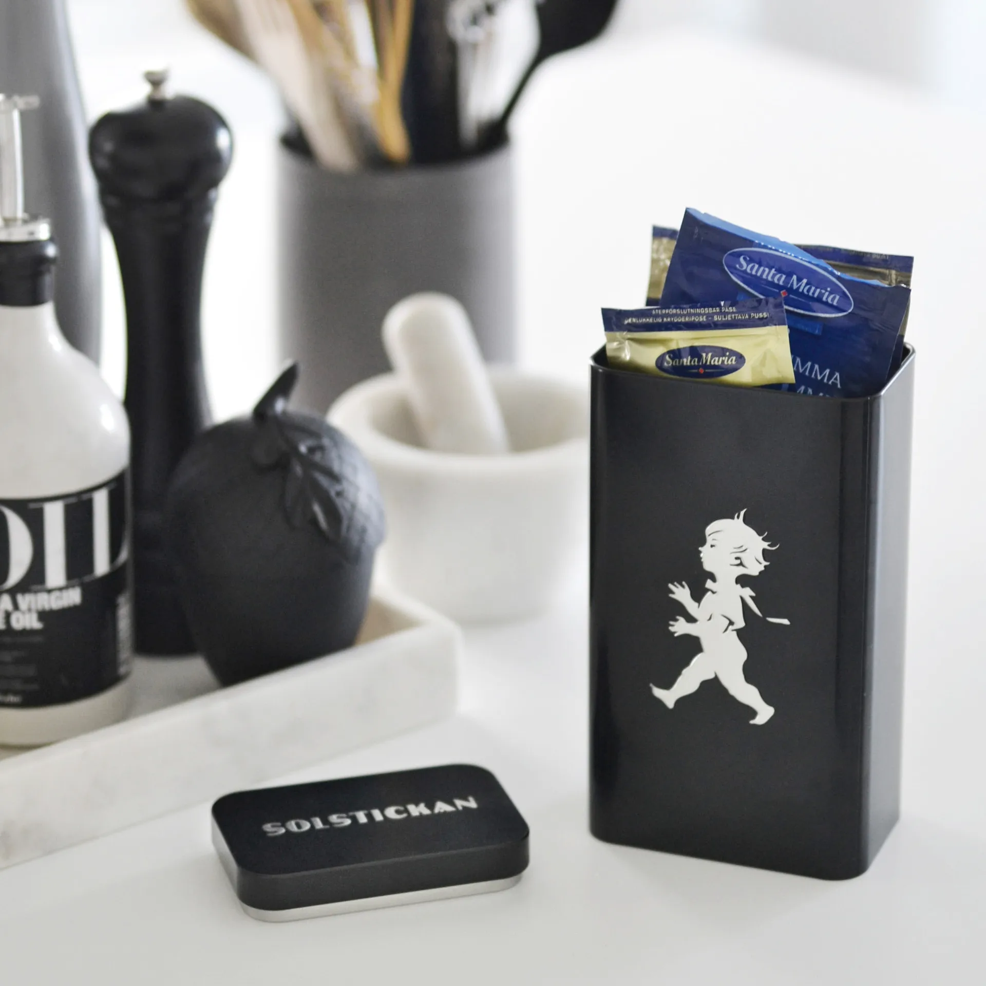 Solstickan kahvipurkki 20,5 cm, Mattamusta Solstickan Design