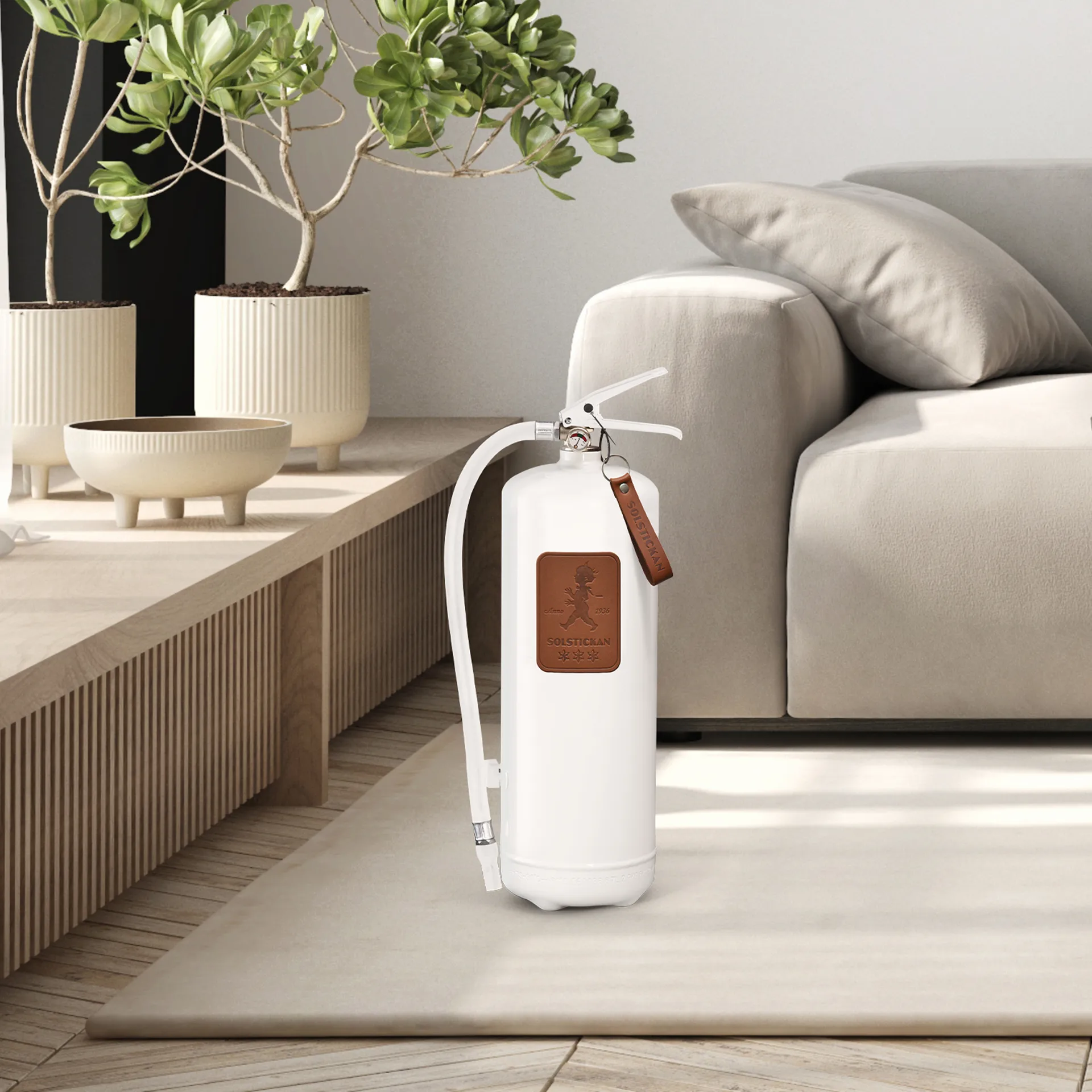 Solstickan palosammutin 6 kg, Vit-tummanruskea nahka. Solstickan Design