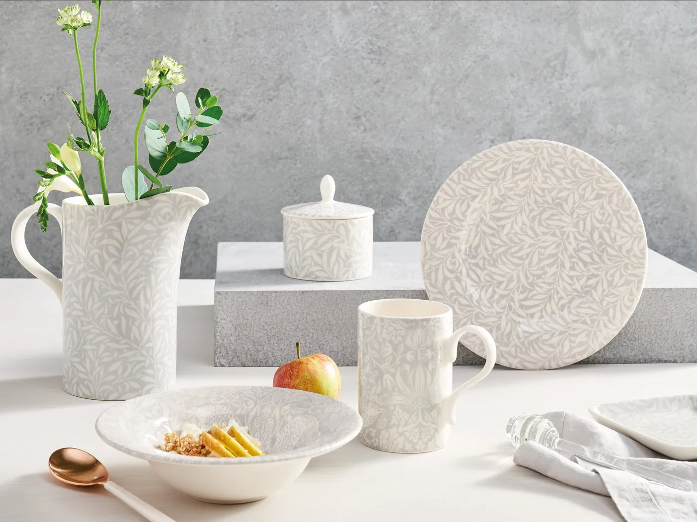 Strawberry Thief -kulho Ø 19 cm, Grey Spode