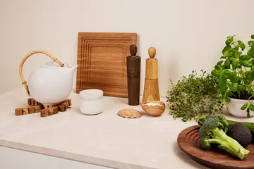 Mr Pepper -pippurimylly 24 cm - Tumma tammi - Spring Copenhagen