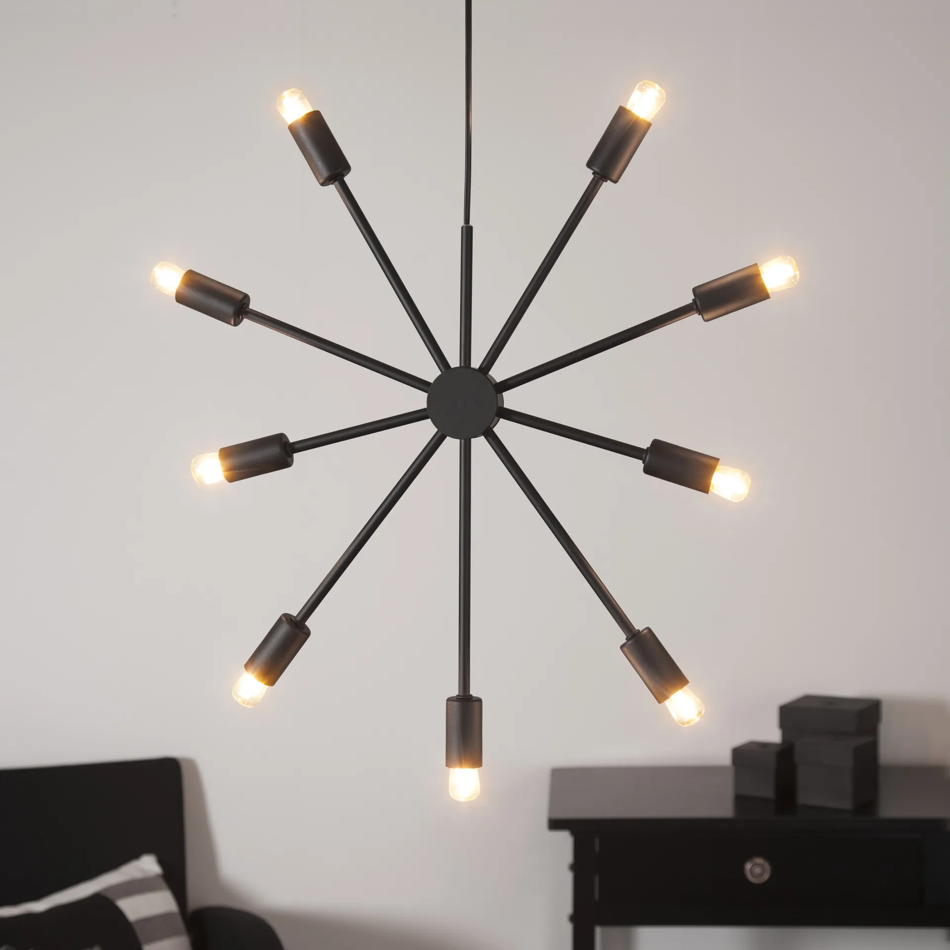 Pix joulutähti, Musta Star Trading