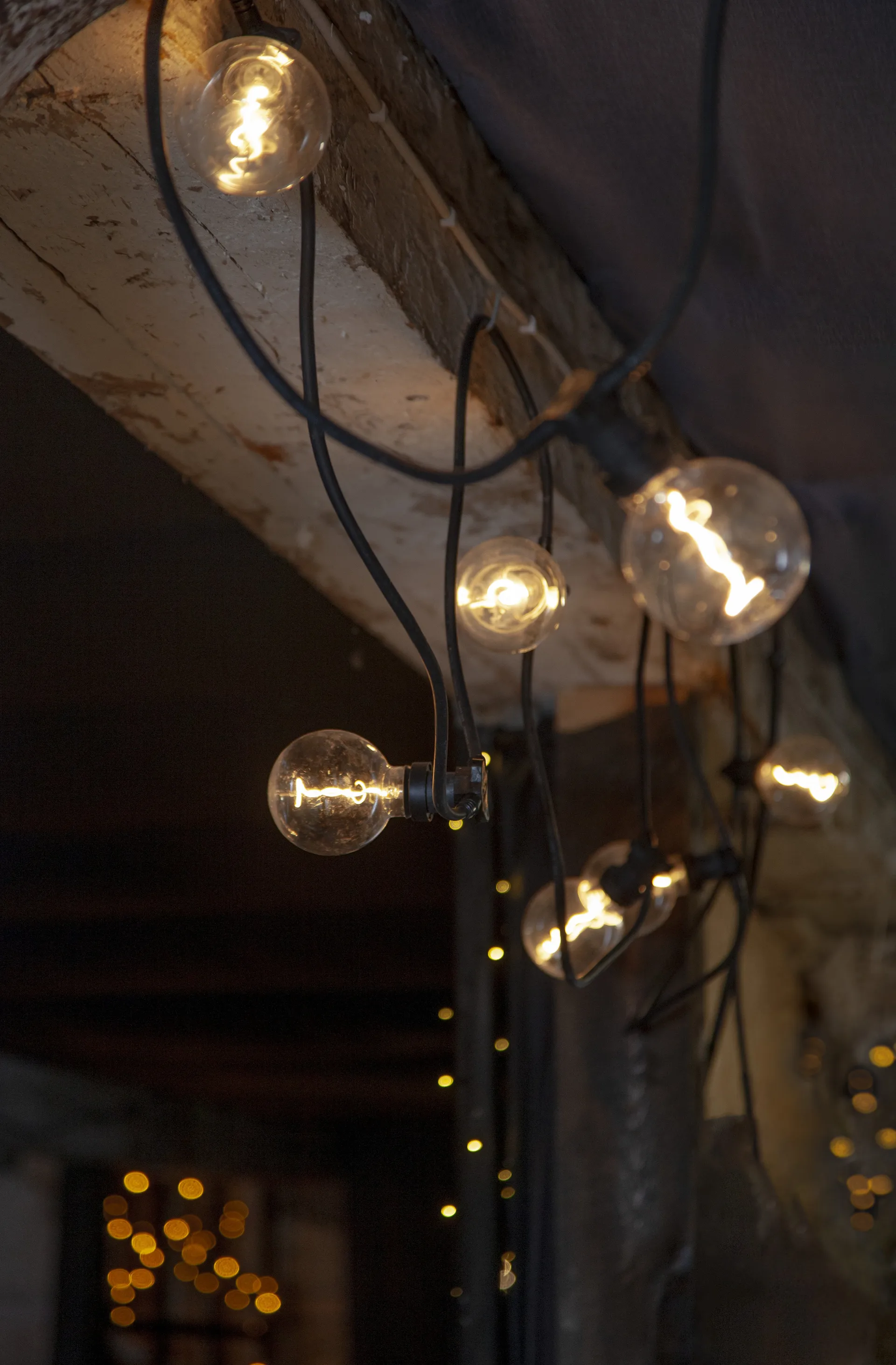 System Expo/Connecta/Focus käynnistyskaapeli 1,8 m, Musta Star Trading