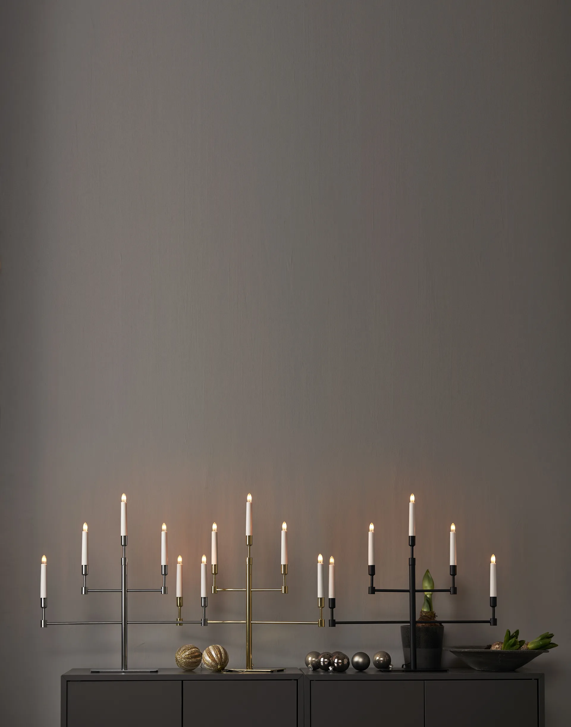 Vide adventtikynttelikkö, Messinki Star Trading