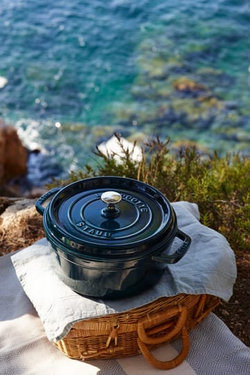 La Mer pyöreä pata, kolme emalikerrosta - 3,8 l - STAUB