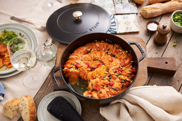 Staub Chistera traktoriastia valurauta Ø24 cm, Musta STAUB