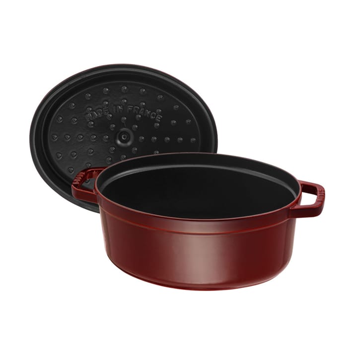 Staub La Cocotte ovaali pata valurauta 4,2 L., Grenadiininpunainen STAUB