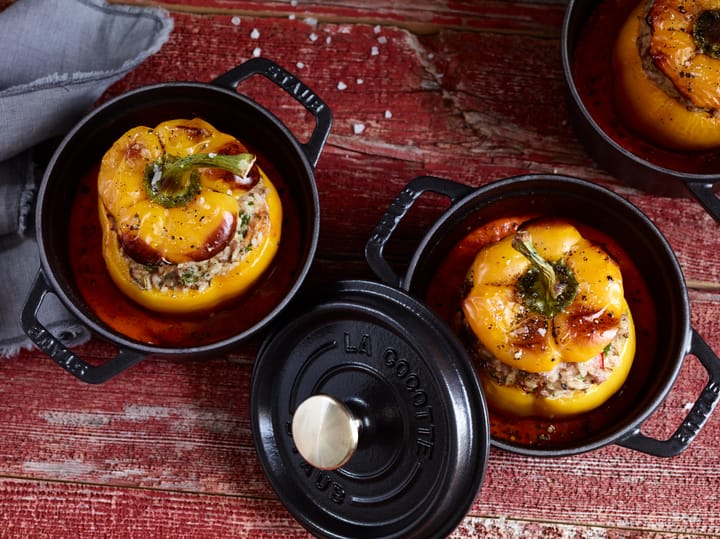 Staub La Cocotte pyöreä pata valurauta 0,4 L, Musta STAUB