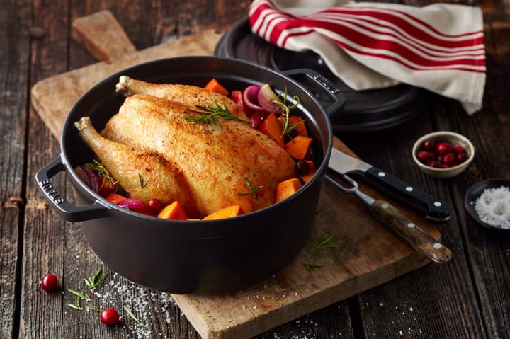 Staub La Cocotte pyöreä pata valurauta 1,2 L, Musta STAUB